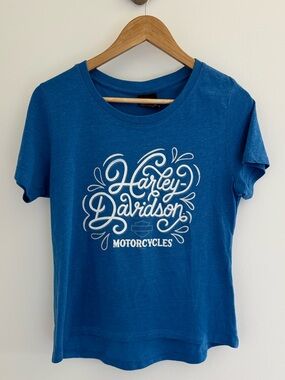 Harley Davidson Blue Script Tee Hill City South Dakota